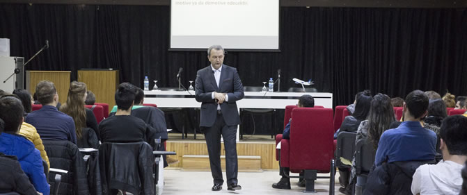 Kariyer Uçuşu Semineri