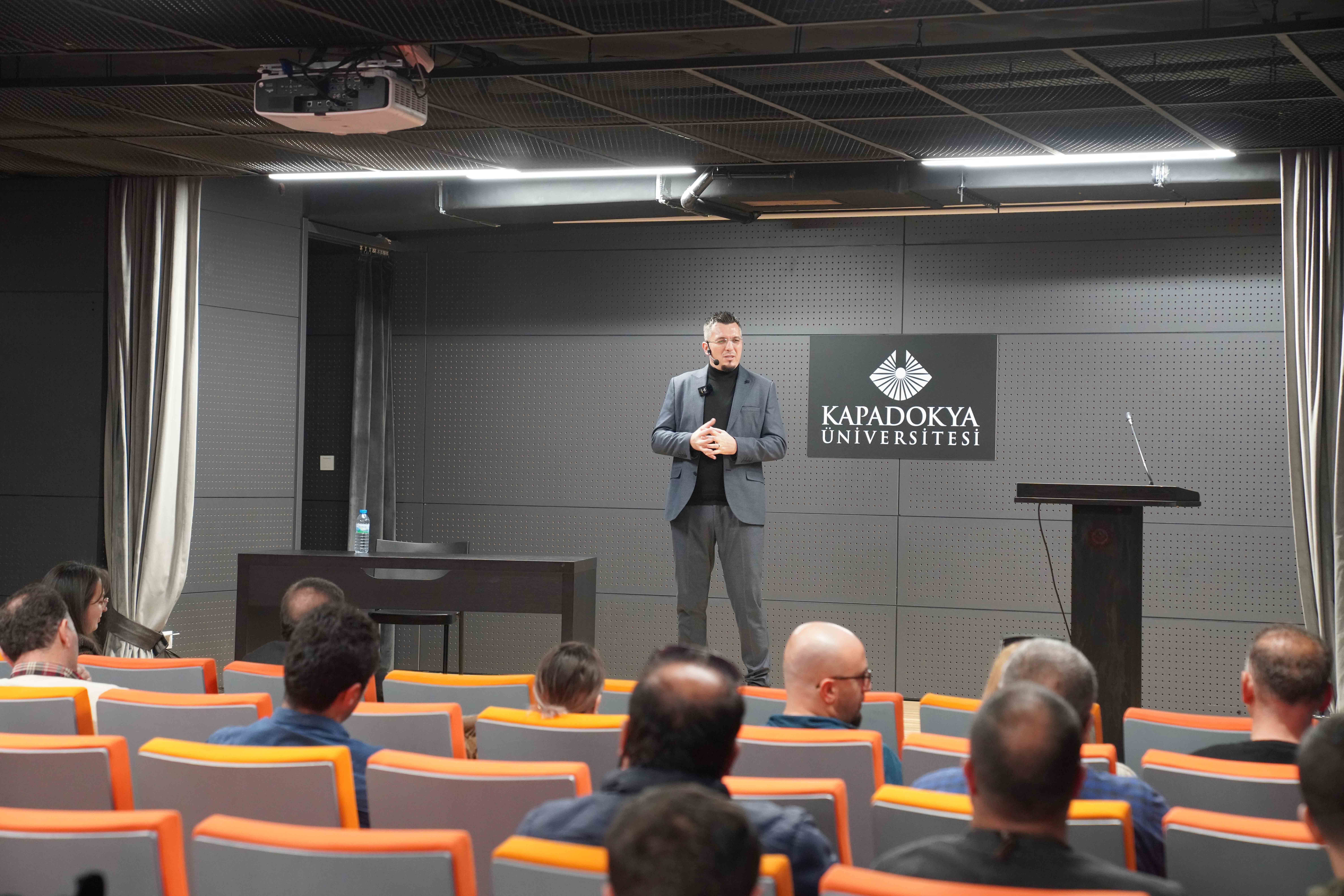 Zafer Duygu ile Dinler Tarihi'ne Yolculuk