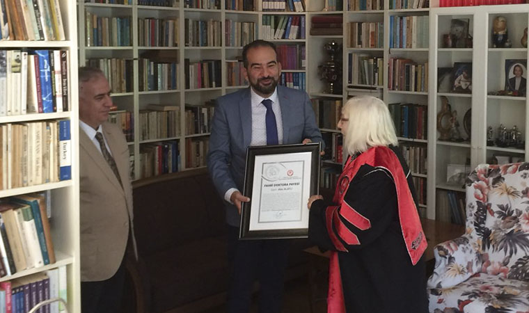 Mütevelli Heyet Başkanımız Alev Alatlı’ya Bir Doktora Unvanı Daha Verildi