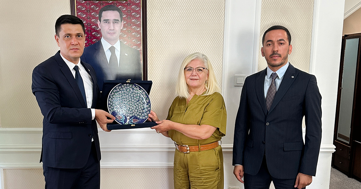 Uluslararası İlişkiler Koordinatörlüğümüz, Türkmenistan ve Özbekistan büyükelçiliklerini ziyaret etti