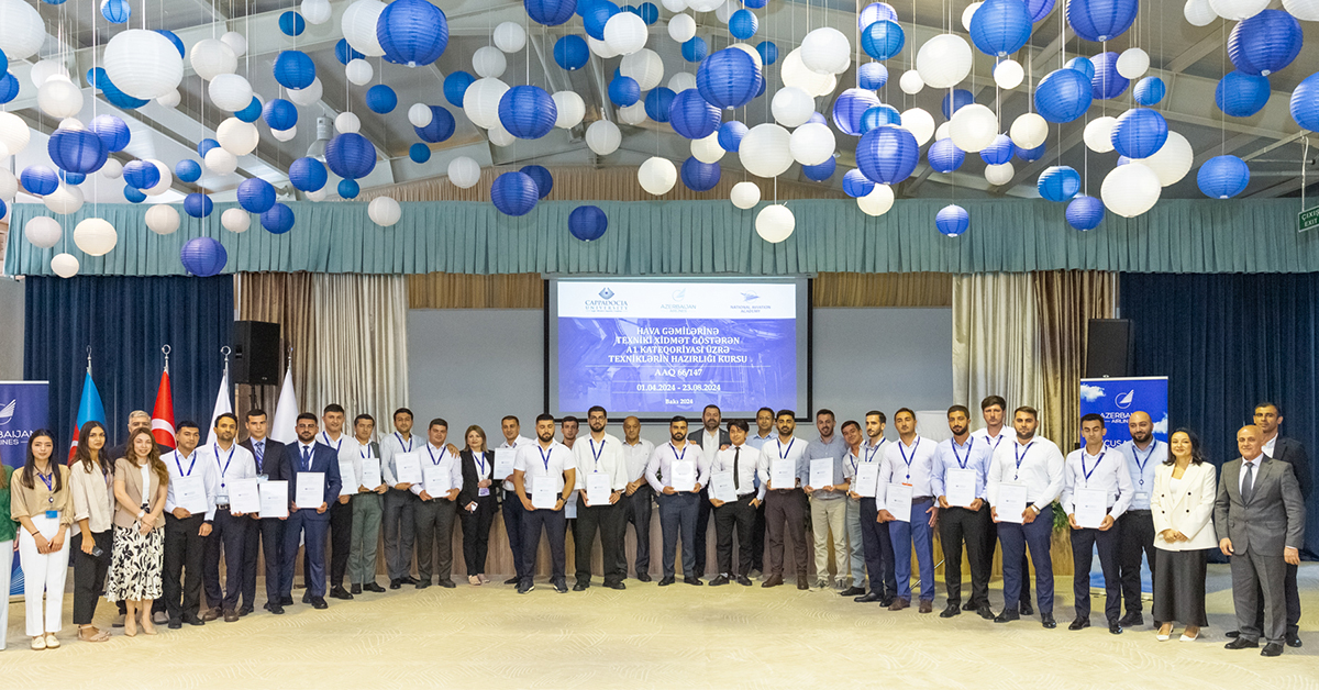 Üniversitemiz ve Azerbaycan Hava Yolları İş Birliğiyle Düzenlenen Eğitimin İlk Kursiyerleri Sertifikalarını Aldılar