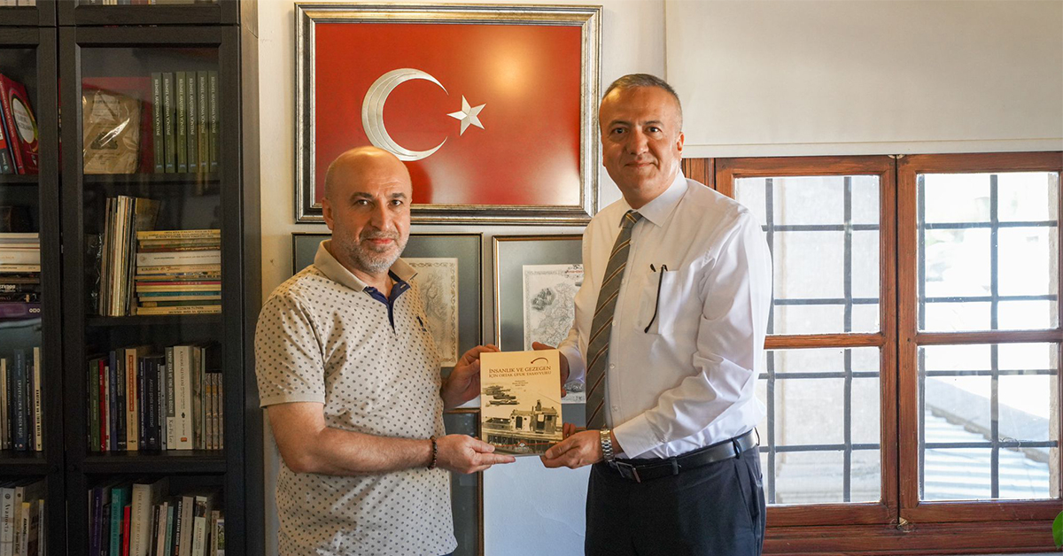 Mehmet Polat’tan Rektörümüz Prof. Dr. Hasan Ali Karasar’a nezaket ziyareti