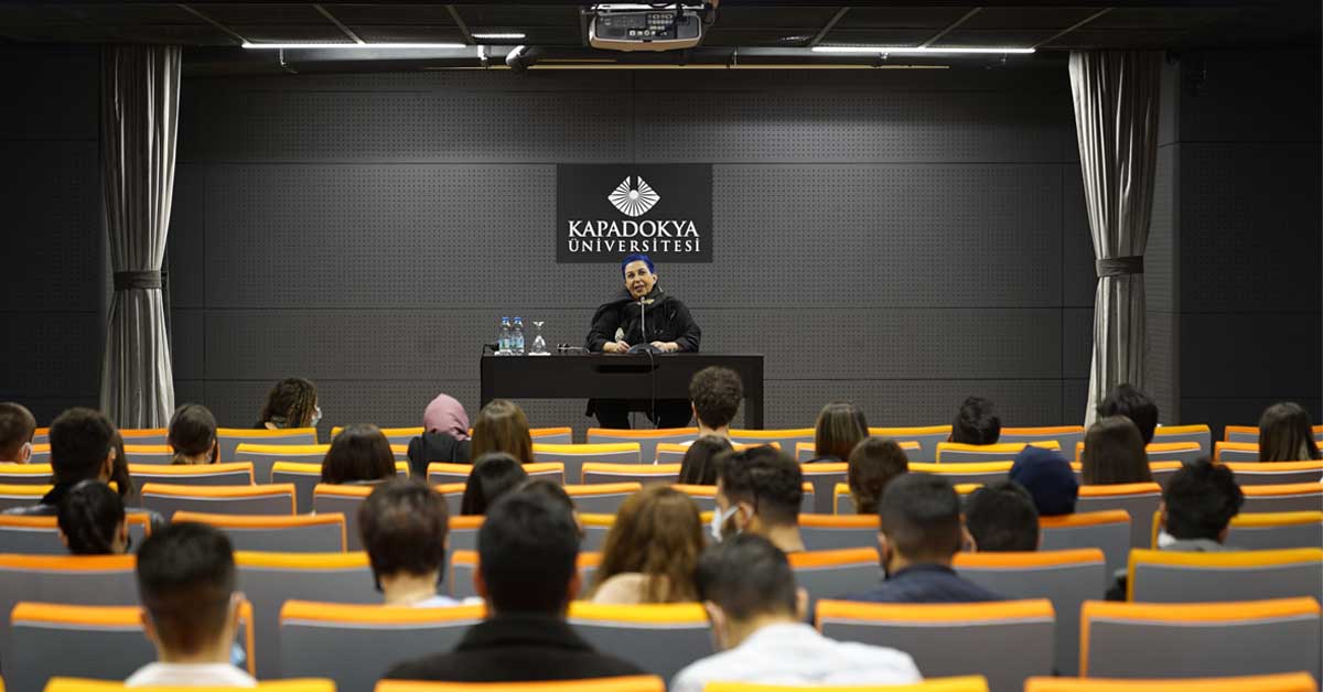 Günseli Kato öğrencilerimizle bir araya geldi