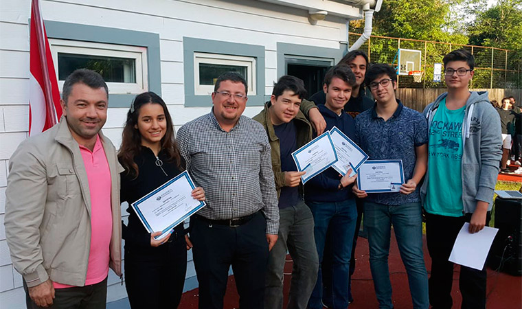 Üniversitemizden Açı Okulları Öğrencilerine İHA Eğitimi