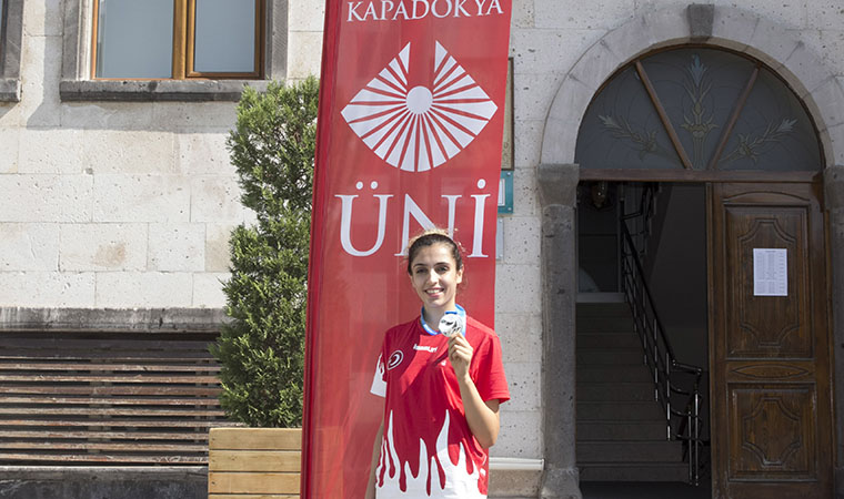 Gururumuz İpek Dünya İkincisi Oldu