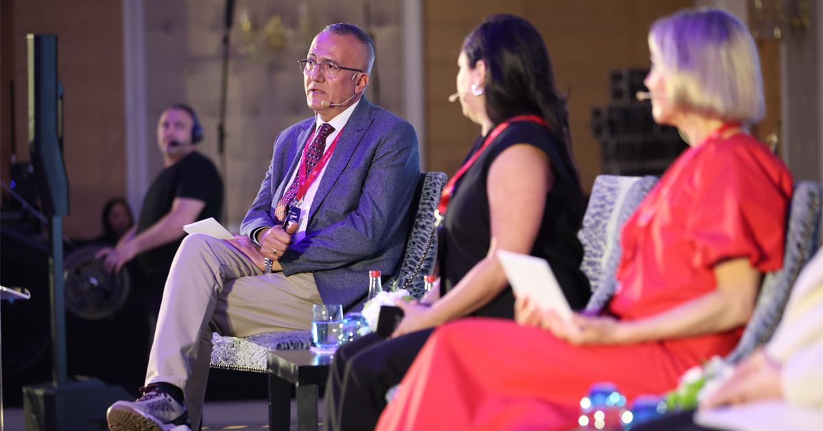 Rektörümüz Prof. Dr. Hasan Ali Karasar, PATA (Pasifik Asya Bölgesi Seyahat Operatörleri Birliği) Zirvesi’nde Sürdürülebilirlik Paneline Katıldı