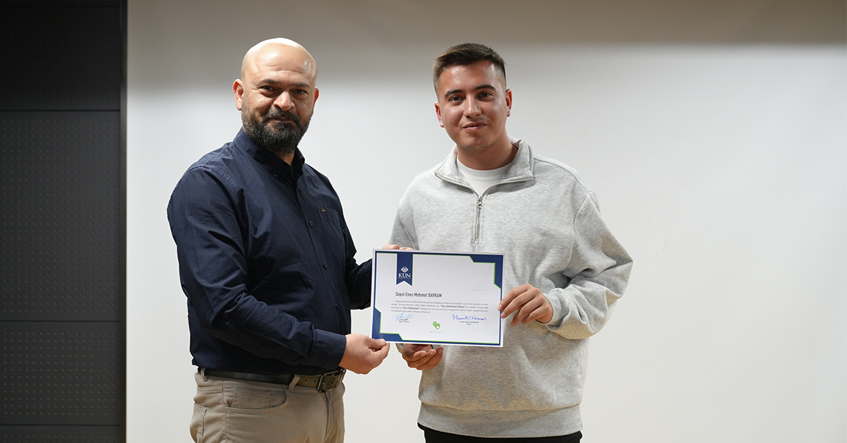 ‘Yılın Gönüllüsü Ödülü’nün Sahibi Enes Mehmet Bayram Oldu