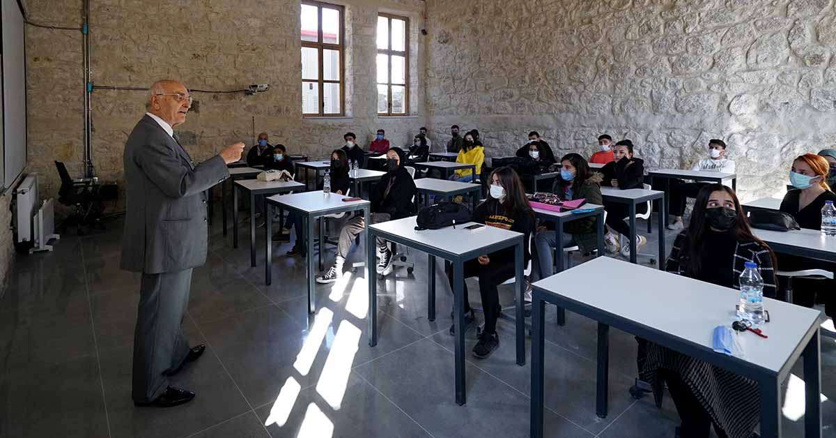 "Tarihi Kent Dokusu ve Koruma" konulu söyleşi Ürgüp Fabrika Yerleşkemizde yapıldı