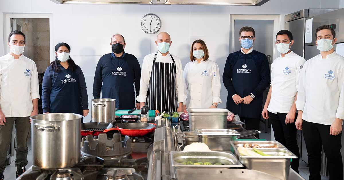“Et ve Pişirme Teknikleri Mutfak Atölyesi” yapıldı