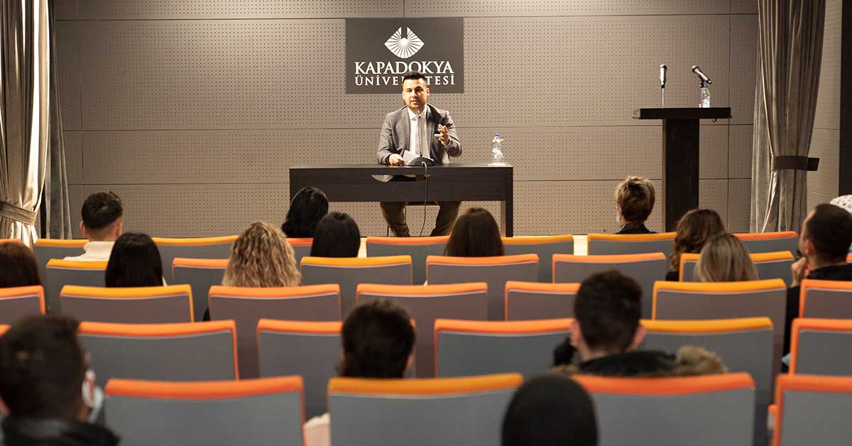 “İstiklal’den İstikbal’e” semineri yapıldı