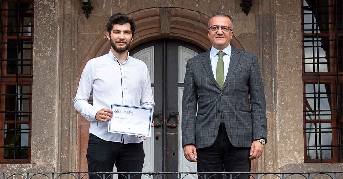 Üniversitemizde “Yılın Gönüllüsü Ödülü”nün sahibi belli oldu